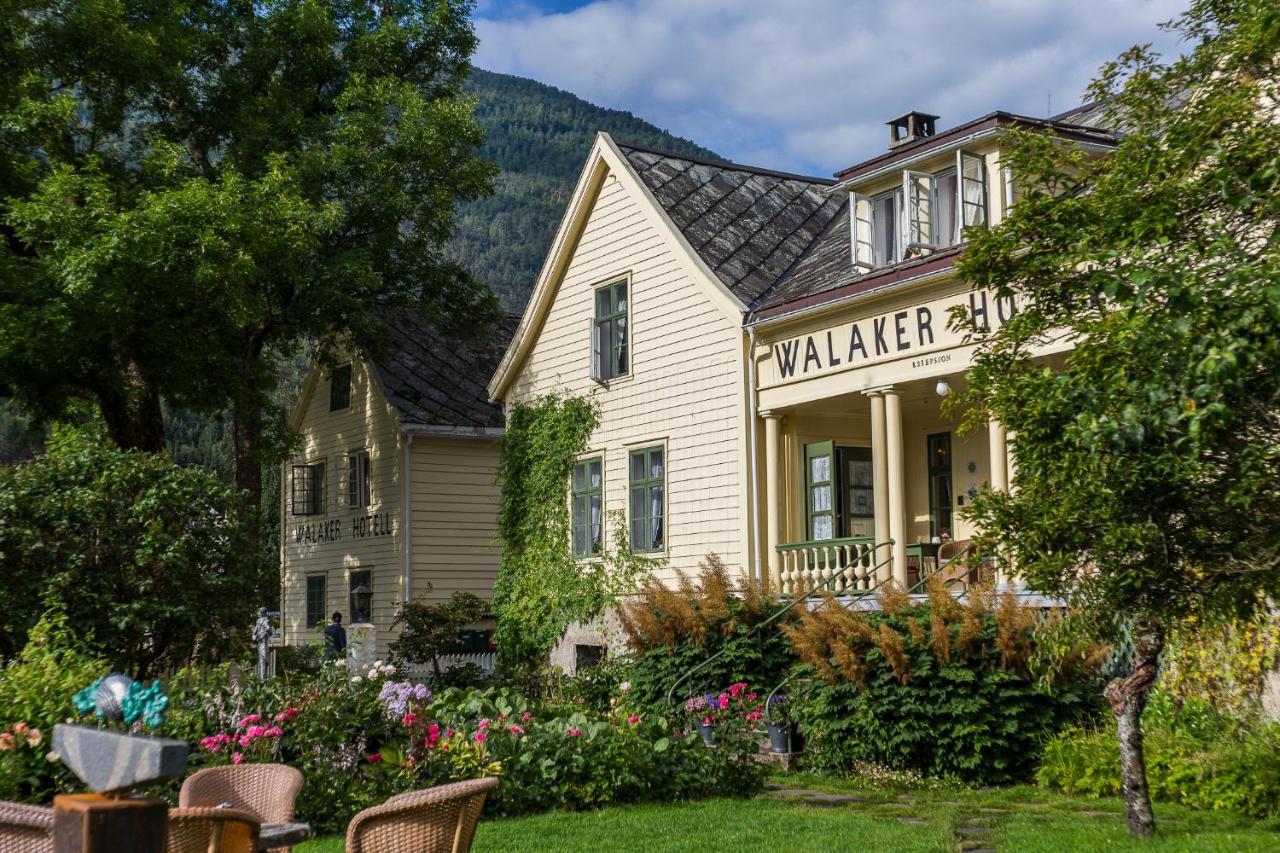 Walaker Hotel Solvorn Esterno foto