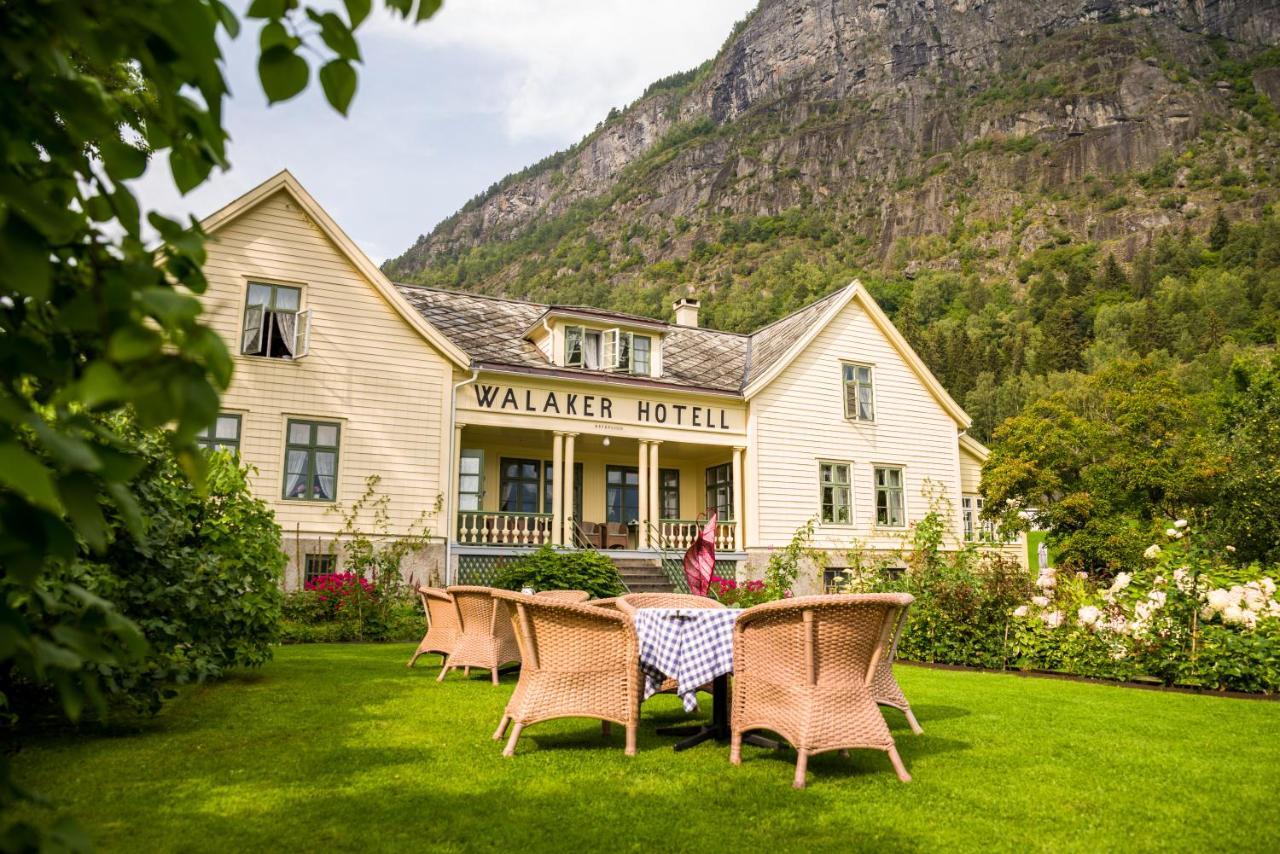 Walaker Hotel Solvorn Esterno foto